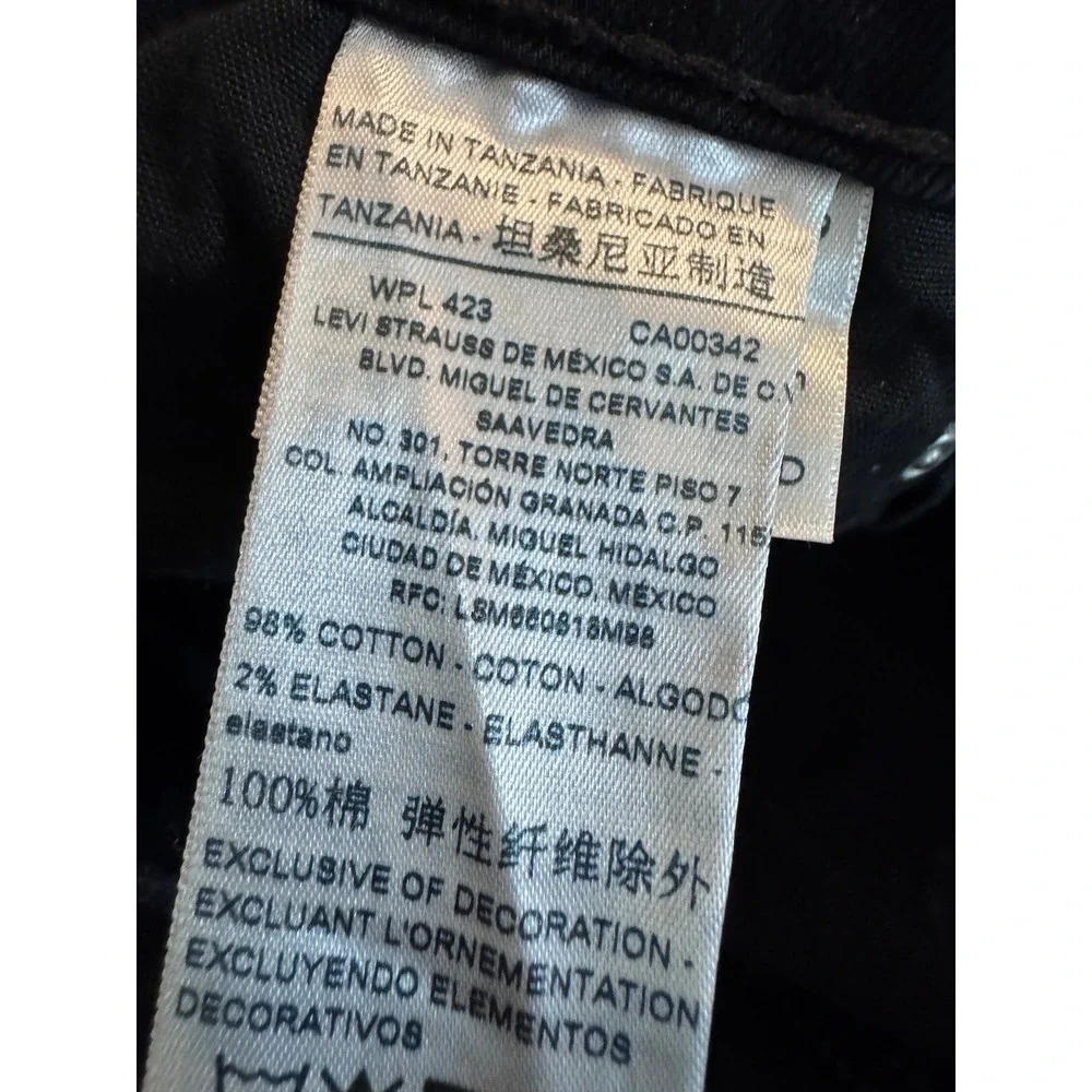 Men's W32 L30 Denizen Levi's Black 216 Skinny Fit Jeans